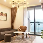 Asahi Luxstay - Moonlight Apartment